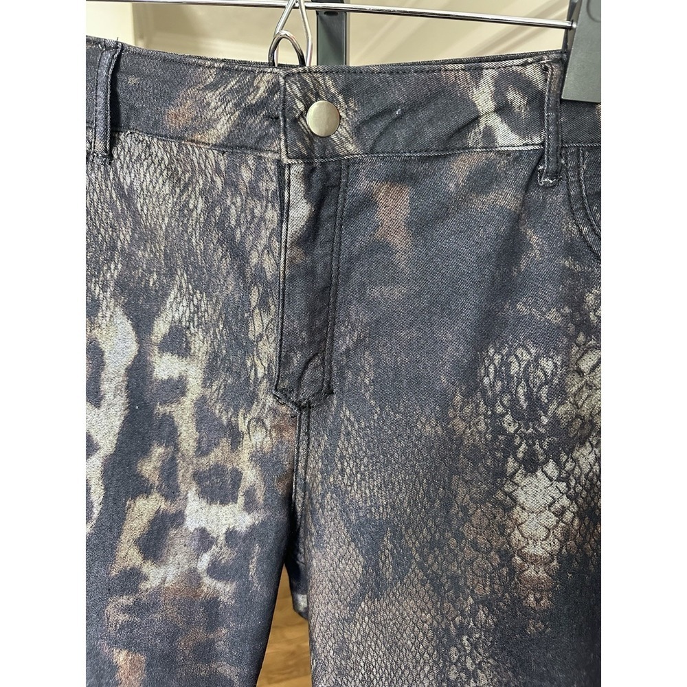 Frank Lyman Reversible Jeans Women's XL Animal Print Snake Leopard Pants Stretch - Picture 2 of 7